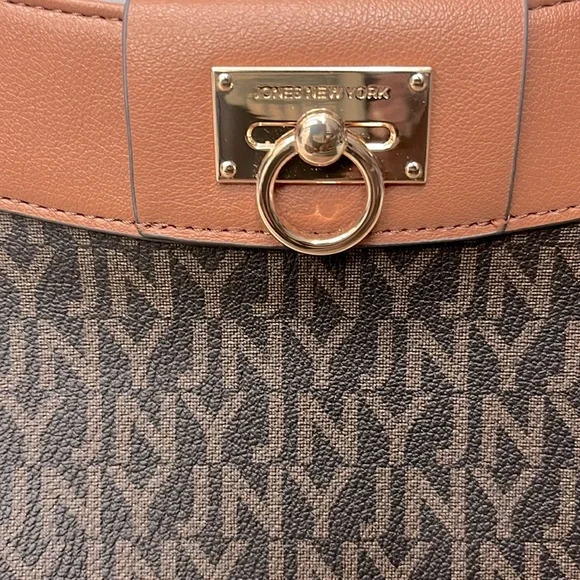 Jones New York Signature Handbag Purse Brown Monogram Pattern Faux Leather - Picture 11 of 11